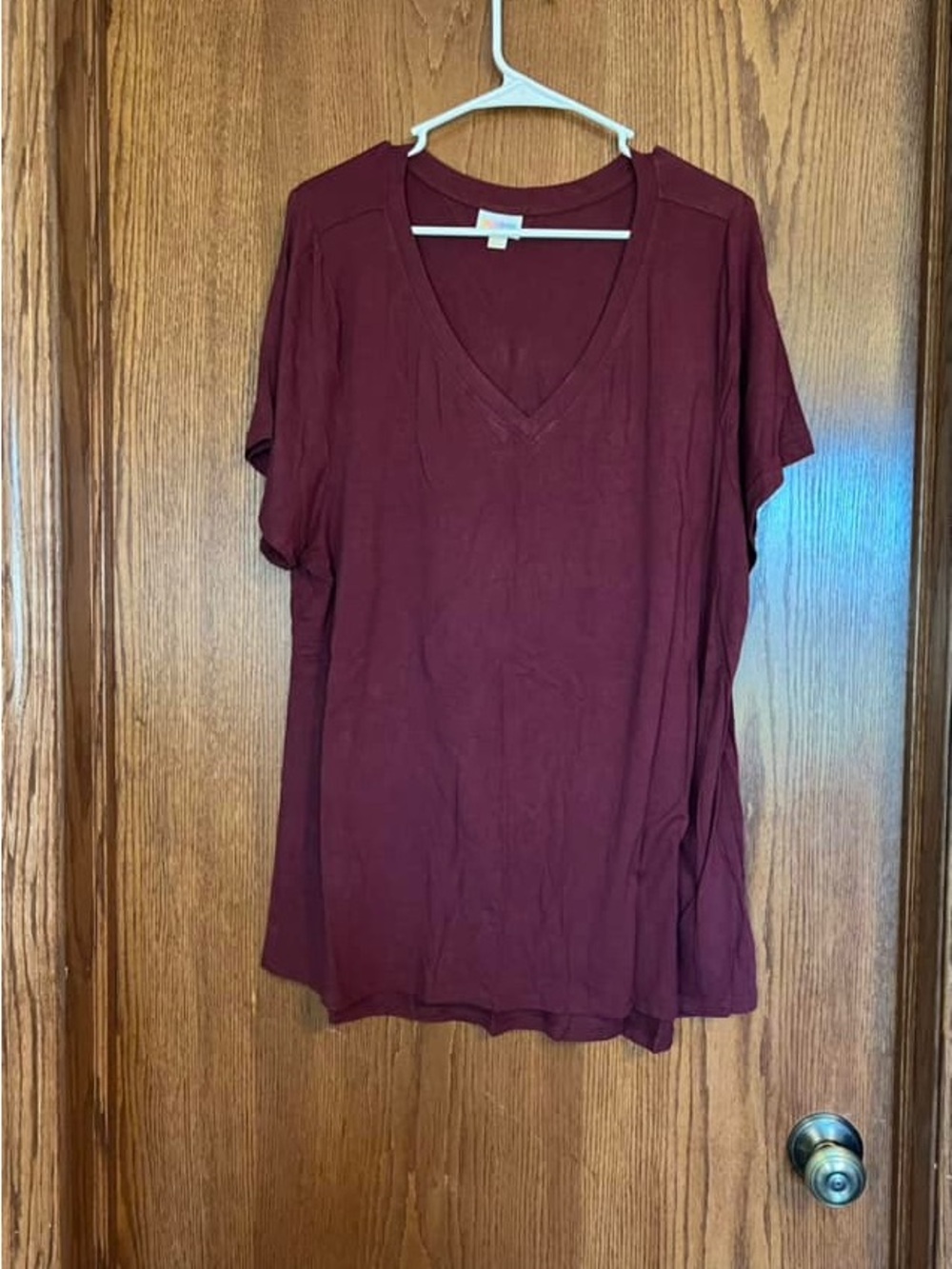 LuLaRoe V-Neck Short Sleeve Tee - Burgundy